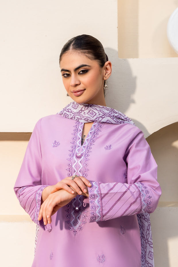 3 Piece - Embroidered Lawn Suit - Mah-jabeen